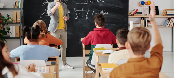 Lic. en Gestión de Instituciones Educativas (ciclo)